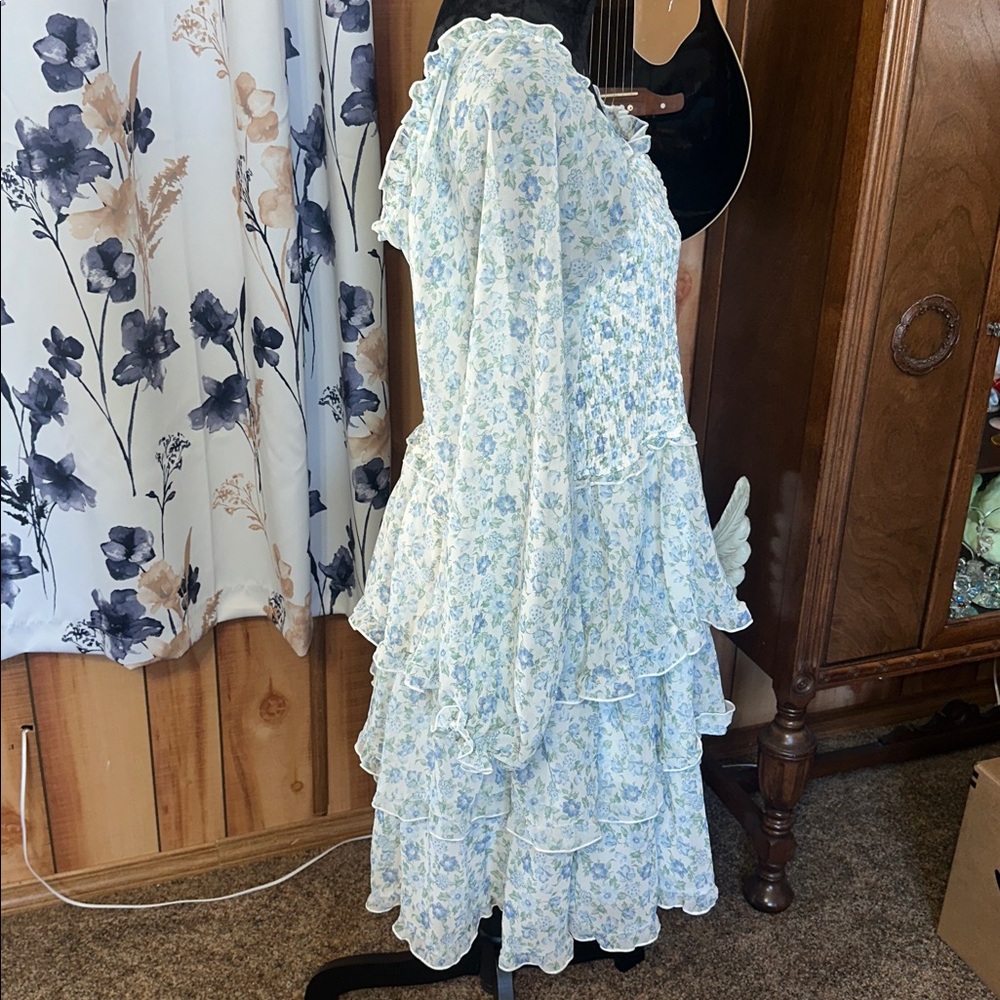 Ultra Flirt Spring and Summer Blue Floral Ruffle Tiered Dress - Picture 4 of 10